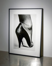 画像をギャラリービューアに読み込む, Helmut Newton Shoe Monte Carlo in 1983
